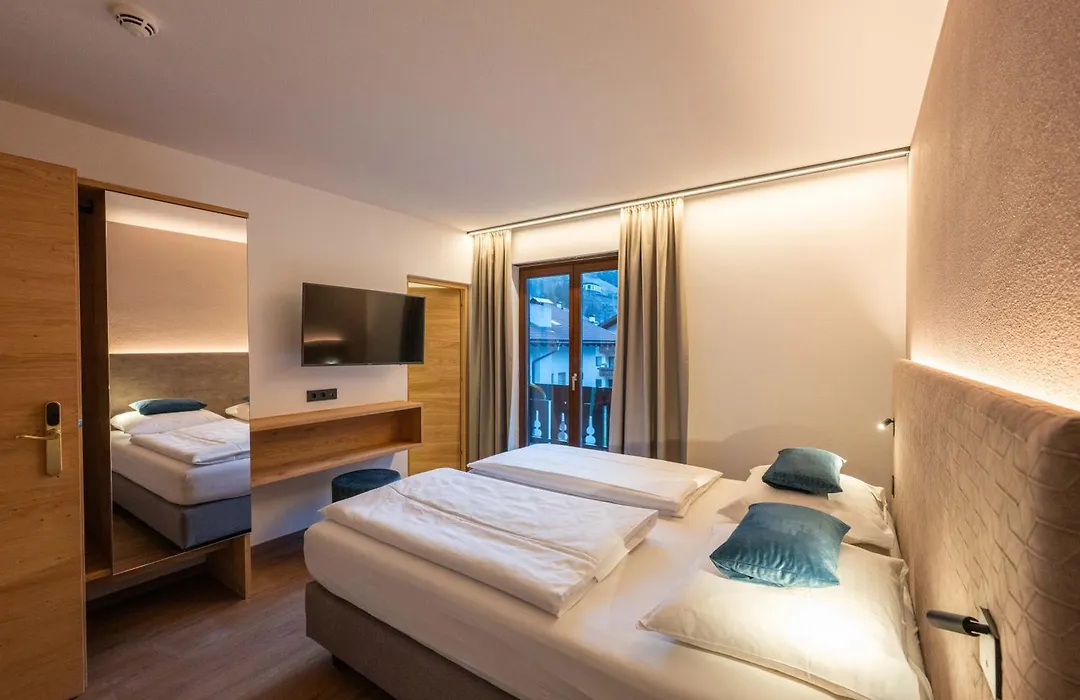 Hotel Mirabell-1